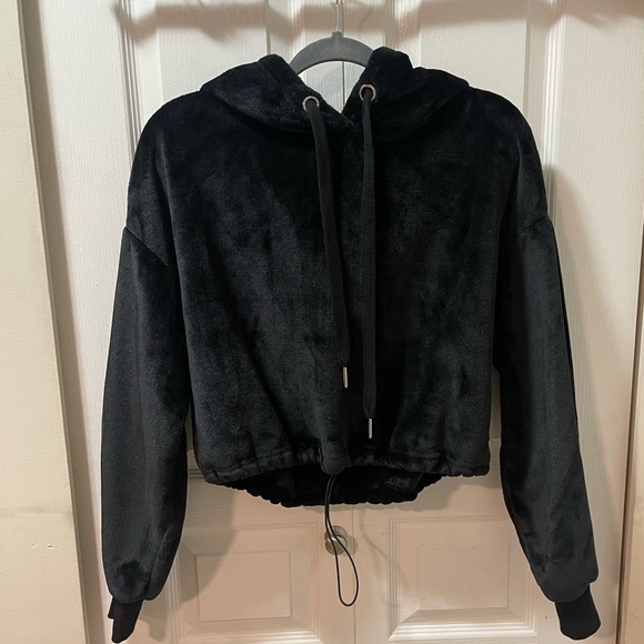 Crop hoodie - Picture 1 of 4